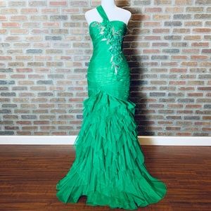 Alyce Designs Emerald Pageant/Formal/Wedding Gown